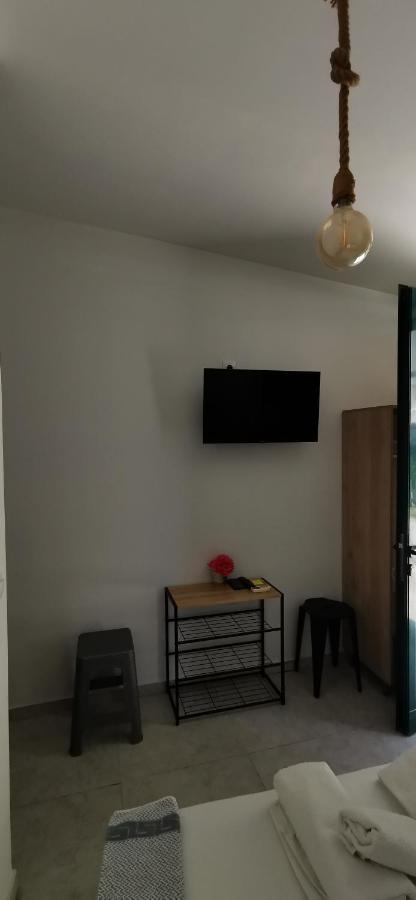 Escape Hotel Nydri  Ngoại thất bức ảnh